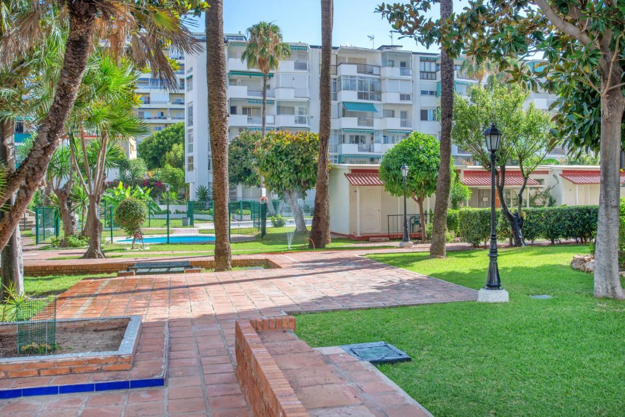 Апартаменты Arpa De Treboles - Carihuela Views! Торремолинос Экстерьер фото