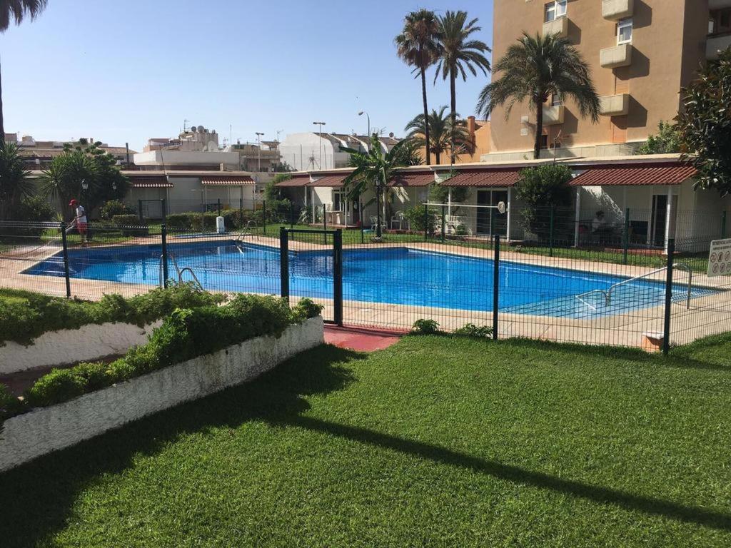 Апартаменты Arpa De Treboles - Carihuela Views! Торремолинос Экстерьер фото