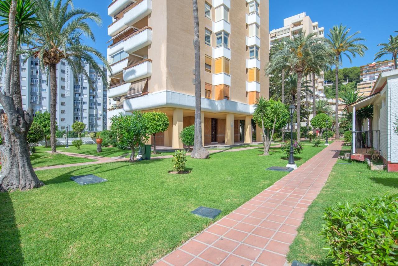 Апартаменты Arpa De Treboles - Carihuela Views! Торремолинос Экстерьер фото