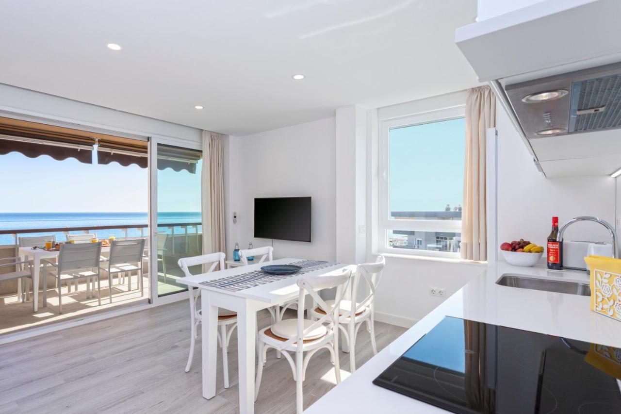 Апартаменты Arpa De Treboles - Carihuela Views! Торремолинос Экстерьер фото